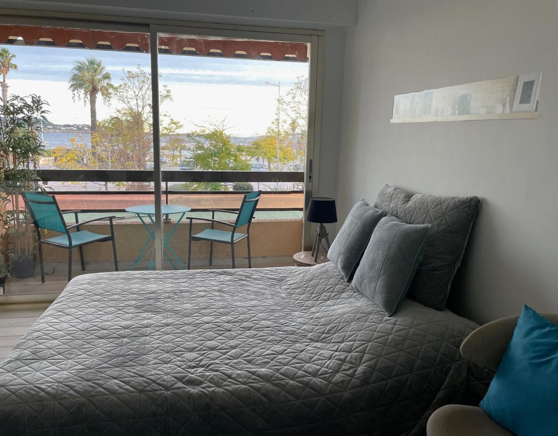 Les Balcons De Bandol Centre Ville Avec Vue Mer Et Face A La Plage Bagian luar foto